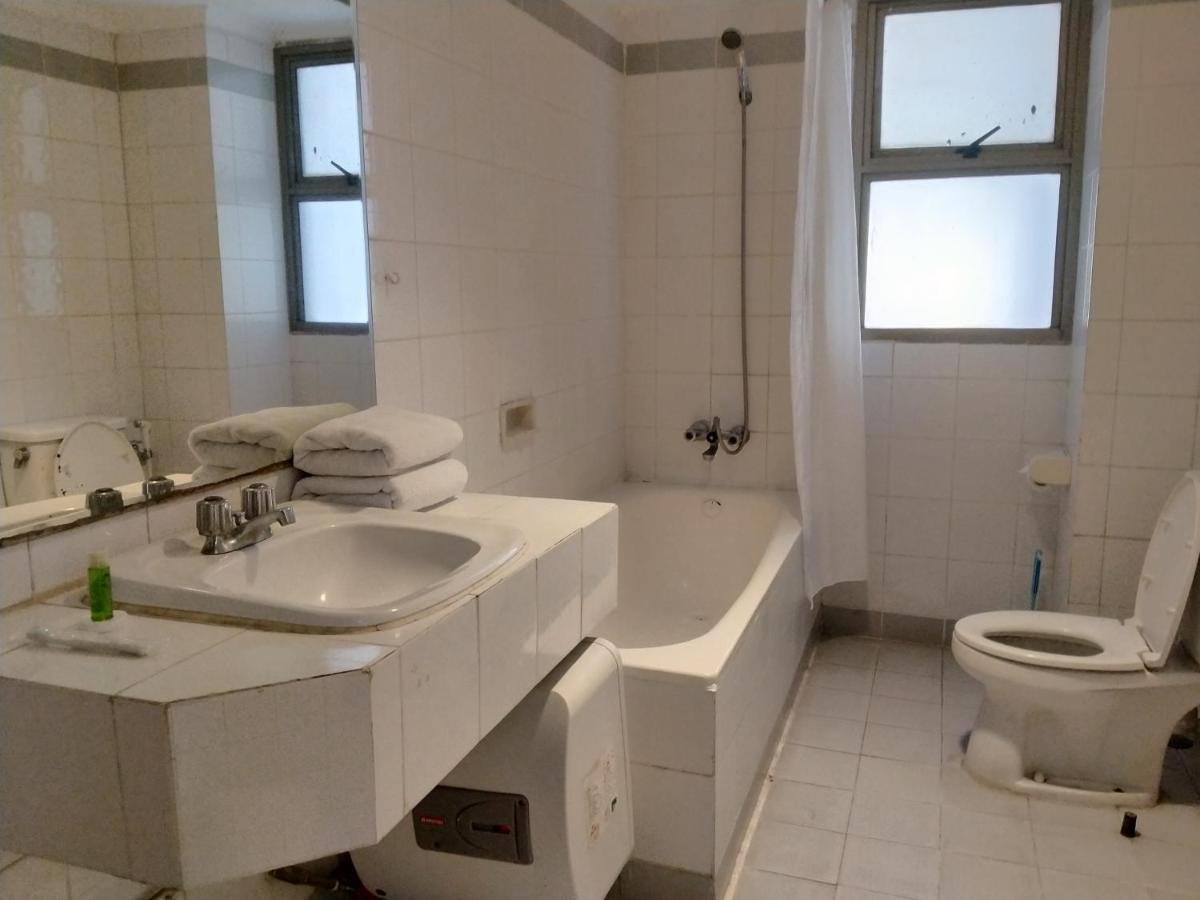 Apartemen Puncak Marina Sorabaya Extérieur photo