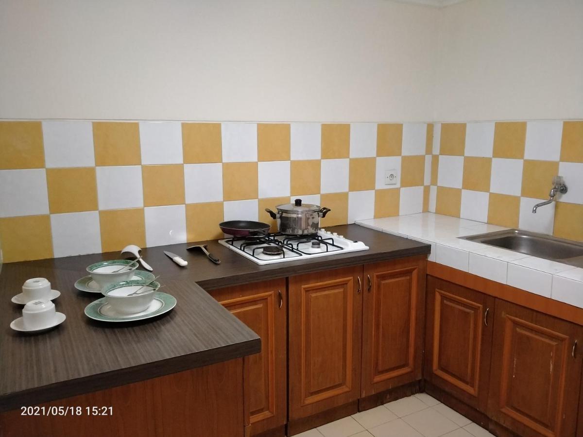 Apartemen Puncak Marina Sorabaya Extérieur photo