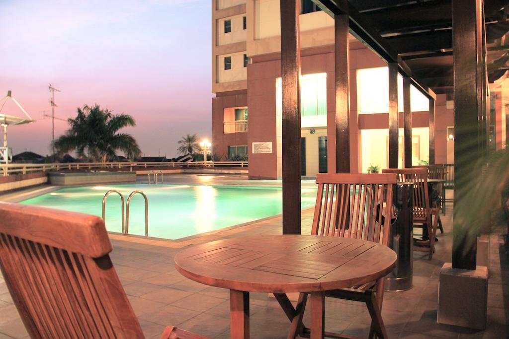 Apartemen Puncak Marina Sorabaya Extérieur photo